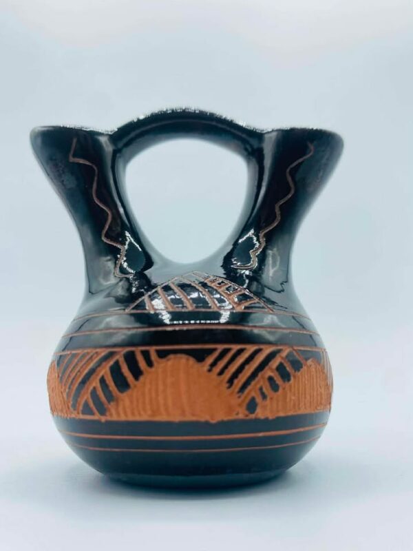 Signed "JID" Native American Navajo Etched Pottery Wedding Vase