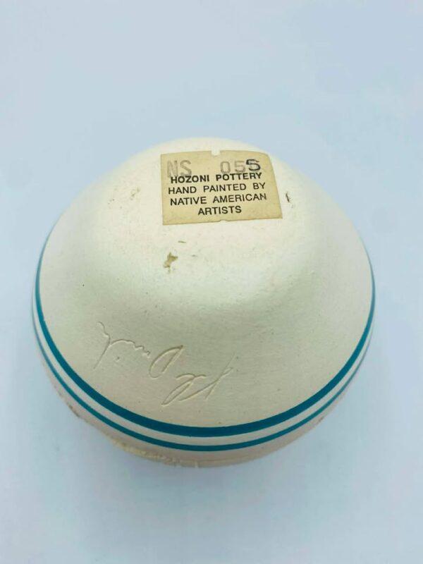 Native American Hozoni Pottery Vase Signed By Navajo Artist