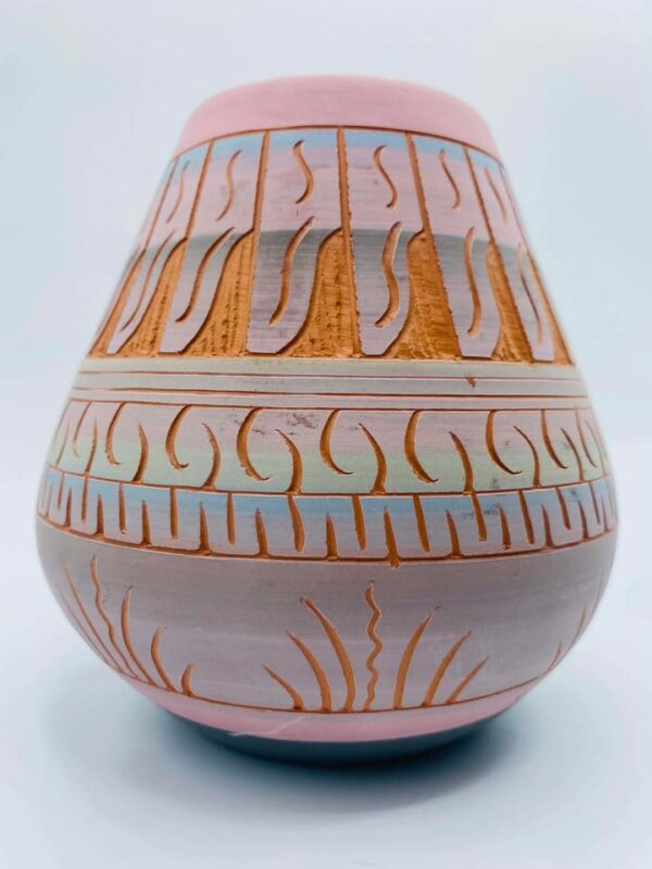 Native American Navajo pottery Vase Signed "Dena J"