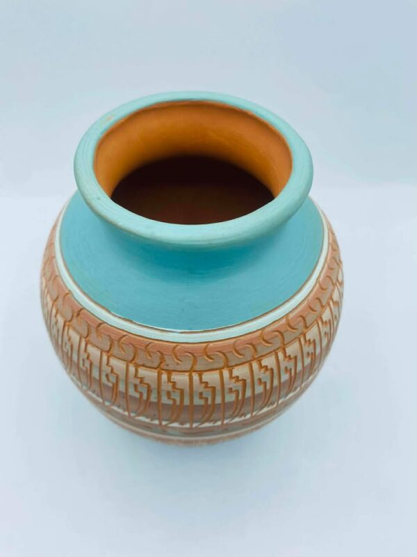 Native American Navajo pottery Vase Signed "Ron J"