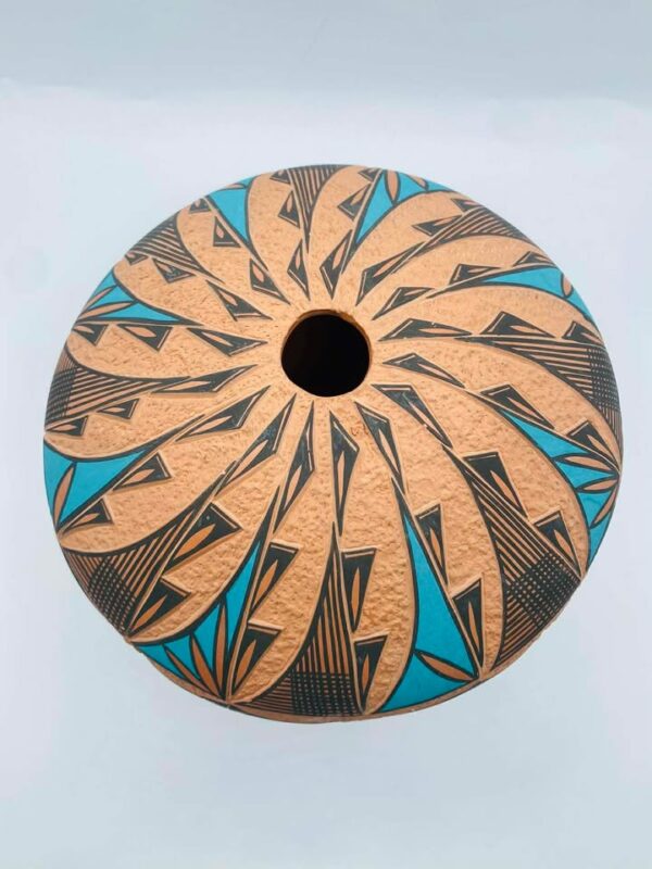 Signed 1991 Sky City N.M Acoma Pueblo Native American Pottery Vase