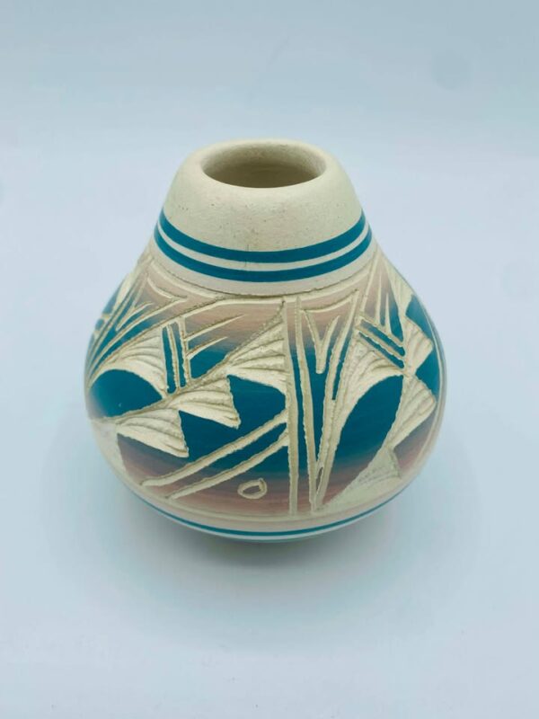 Native American Hozoni Pottery Vase Signed By Navajo Artist