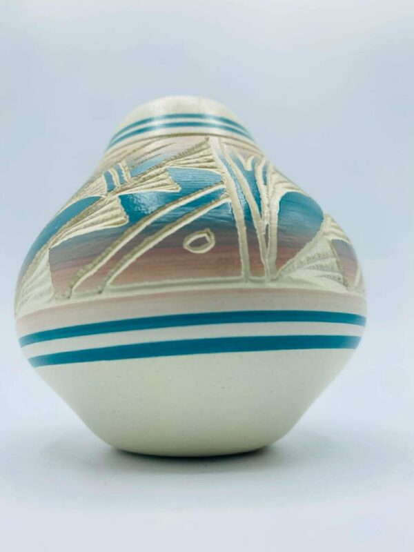 Native American Hozoni Pottery Vase Signed By Navajo Artist